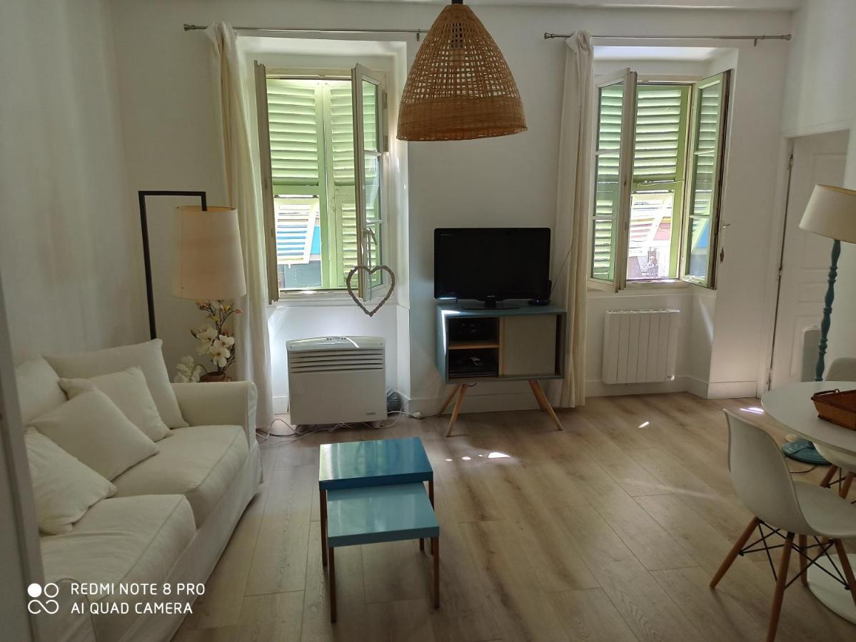 Joli Appartement Nicois En Bord De Mer 니스 외부 사진